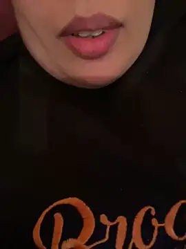 Snapshot of Samarr_9and chatting on January 4, 2025, 1:53 pm Samarr 9and online show from January 4, 2025, 1:53 pm