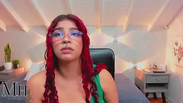 MizzHell online show from March 23, 2026, 3:54 am