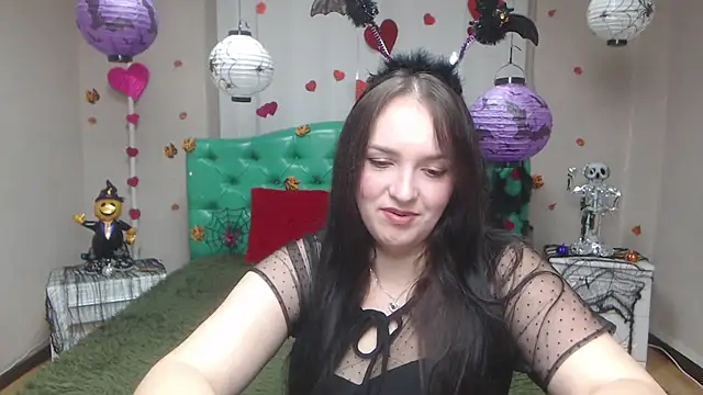 Snapshot of IsabelBlackberry chatting on October 31, 2025, 6:14 am IsabelBlackberry online show from October 31, 2025, 6:14 am