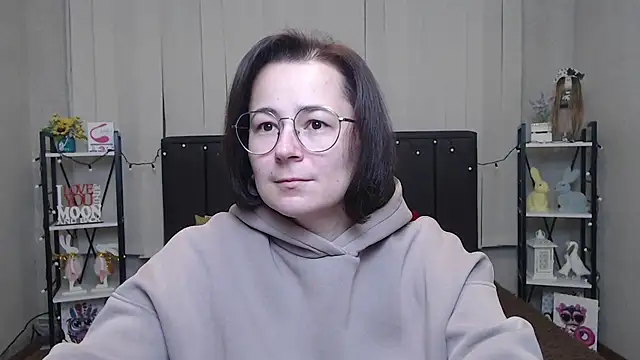 MarieSho online show from February 7, 2025, 7:18 am