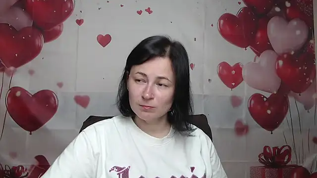 Snapshot of MarieSho chatting on April 19, 2026, 5:12 pm MarieSho online show from April 19, 2026, 5:12 pm