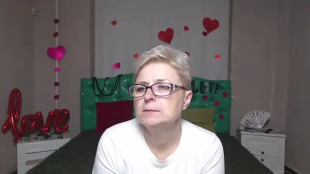 EmiliaGree online show from November 20, 2025, 6:07 pm