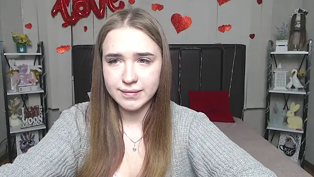 LauraHlot online show from March 19, 2026, 7:07 pm