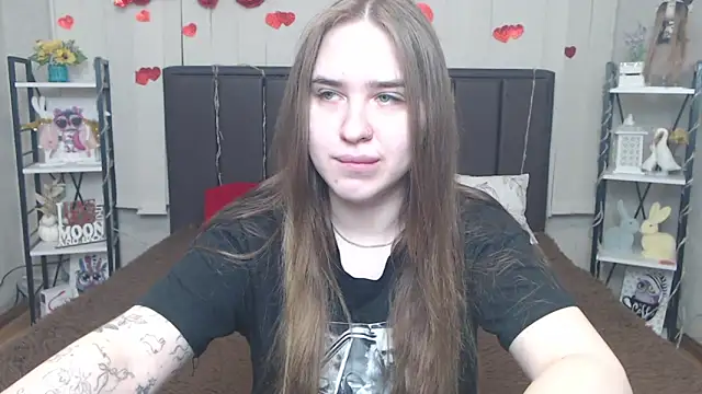 Snapshot of LauraHlot chatting on May 14, 2026, 5:31 pm LauraHlot online show from May 14, 2026, 5:31 pm