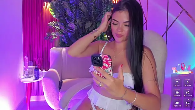 foxxxmegan online show from June 1, 2026, 5:36 pm