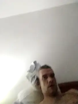 michbuk online show from September 16, 2025, 6:03 am