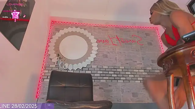 Karla-Ebony online show from February 28, 2025, 1:25 pm