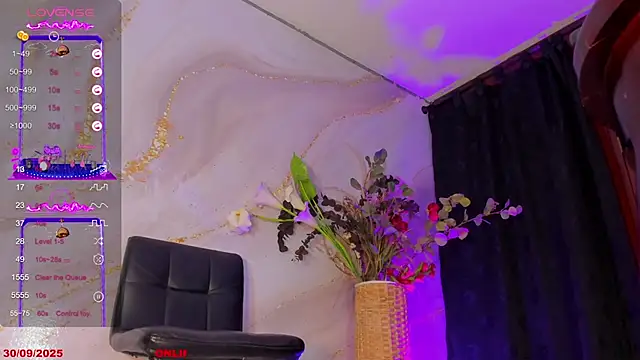 Karla-Ebony online show from September 30, 2025, 2:00 pm