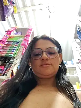 Linda Lars online show from December 18, 2025, 3:56 am