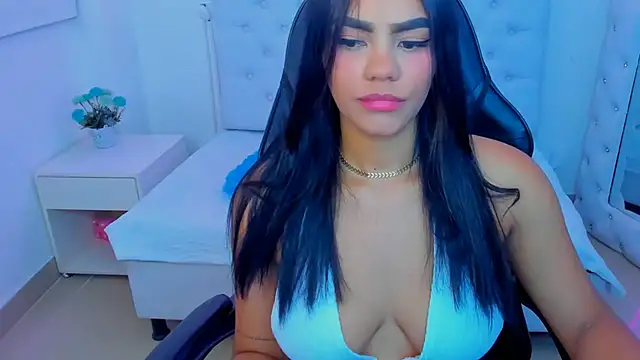 silvana  miller online show from March 22, 2025, 7:09 pm