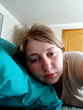 AnastasiaSky19 online show from May 6, 2026, 6:52 am