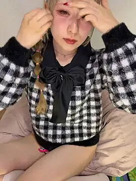 alice  1111 online show from April 13, 2026, 1:05 pm