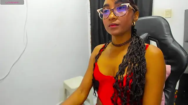 Snapshot of MurphyAngelina chatting on July 5, 2026, 3:13 am MurphyAngelina online show from July 5, 2026, 3:13 am