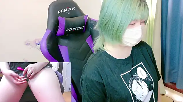 hazuki 8008 online show from October 1, 2025, 1:33 am