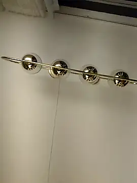 jcsuarez online show from December 25, 2024, 4:54 am