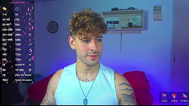 Snapshot of Ares_blue chatting on May 25, 2026, 11:38 am Ares blue online show from May 25, 2026, 11:38 am