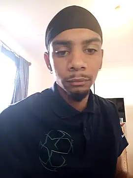 Snapshot of 29YOURZ_28_ chatting on December 7, 2024, 7:38 am 29YOURZ 28 online show from December 7, 2024, 7:38 am