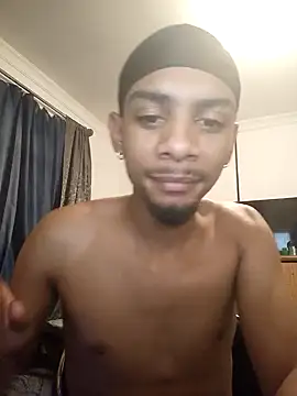 Snapshot of 29YOURZ_28_ chatting on December 10, 2024, 6:28 pm 29YOURZ 28 online show from December 10, 2024, 6:28 pm