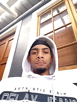 Snapshot of 29YOURZ_28_ chatting on December 13, 2024, 3:43 pm 29YOURZ 28 online show from December 13, 2024, 3:43 pm