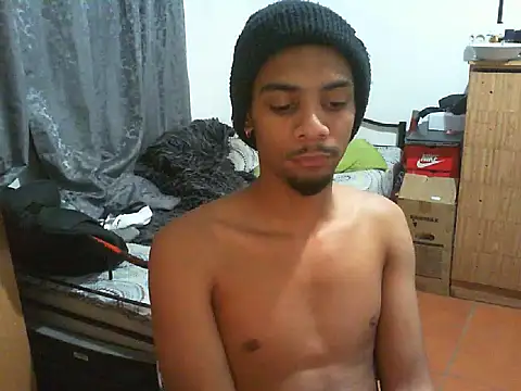 Snapshot of 29YOURZ_28_ chatting on October 3, 2025, 8:28 pm 29YOURZ 28 online show from October 3, 2025, 8:28 pm