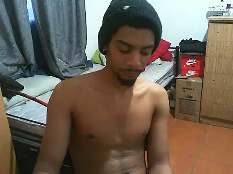 Snapshot of 29YOURZ_28_ chatting on October 18, 2025, 4:30 pm 29YOURZ 28 online show from October 18, 2025, 4:30 pm