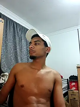 Snapshot of 29YOURZ_28_ chatting on October 22, 2025, 9:36 pm 29YOURZ 28 online show from October 22, 2025, 9:36 pm