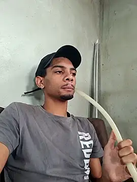 29YOURZ 28  online show from March 5, 2026, 12:56 pm