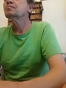 Snapshot of Bigpenis6y chatting on October 18, 2025, 7:09 am Bigpenis6y online show from October 18, 2025, 7:09 am