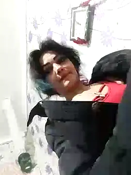 SweetLeila40 online show from January 6, 2025, 10:05 pm