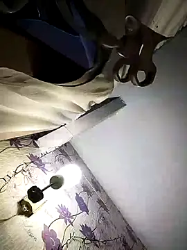 SweetLeila40 online show from January 30, 2025, 3:19 pm