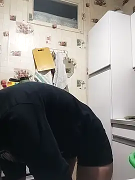 SweetLeila40 online show from November 12, 2025, 12:00 am