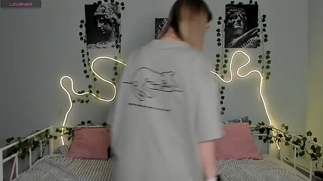 Snapshot of Melissa_babs chatting on December 11, 2024, 5:21 am Melissa babs online show from December 11, 2024, 5:21 am