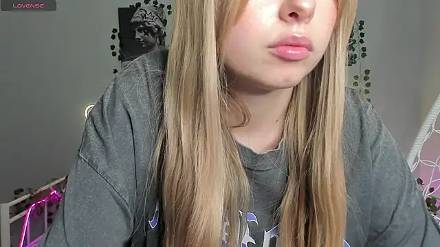 Snapshot of Melissa_babs chatting on January 8, 2025, 6:09 am Melissa babs online show from January 8, 2025, 6:09 am