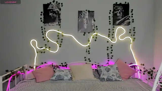 Snapshot of Melissa_babs chatting on February 20, 2025, 6:39 am Melissa babs online show from February 20, 2025, 6:39 am