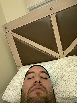 31cektirenbatuu online show from February 6, 2026, 9:51 pm