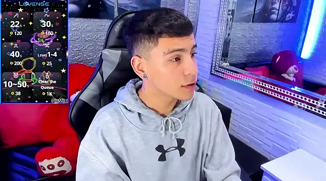 salvadorgomezx online show from December 9, 2024, 1:18 am