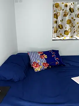 VitoriaFernandes online show from February 5, 2025, 2:16 pm