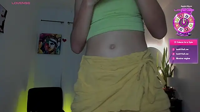 Snapshot of Sophie_sweett19 chatting on February 13, 2026, 9:55 pm Sophie sweett19 online show from February 13, 2026, 9:55 pm