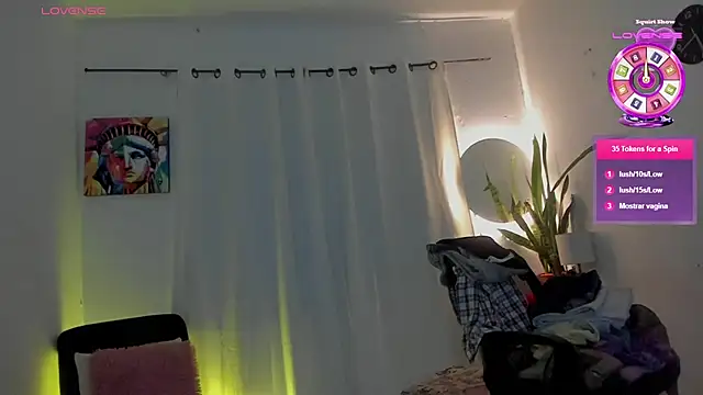 Snapshot of Sophie_sweett19 chatting on February 20, 2026, 4:42 am Sophie sweett19 online show from February 20, 2026, 4:42 am