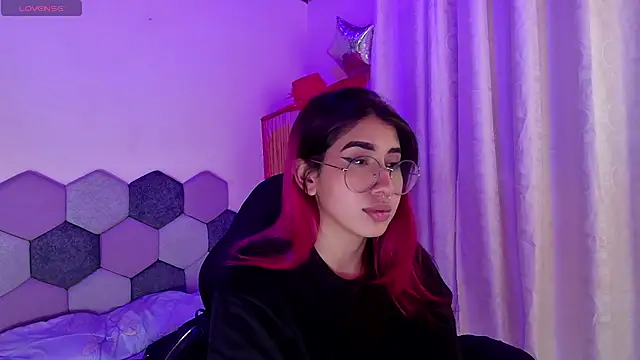 Horny tgn online show from March 31, 2026, 6:08 pm