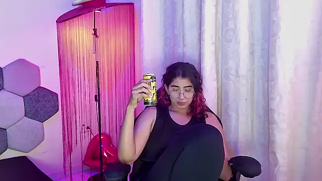 Horny tgn online show from May 21, 2026, 6:04 pm