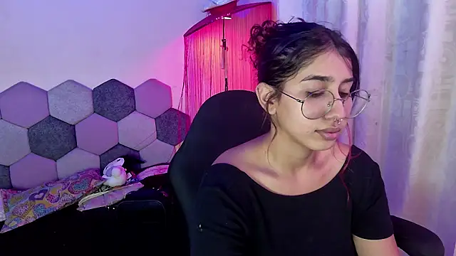 Horny tgn online show from May 23, 2026, 6:01 pm