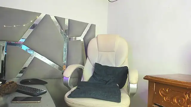 Arii xxx online show from February 22, 2025, 10:51 am