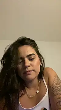 rebeccaareys online show from February 21, 2025, 3:34 am