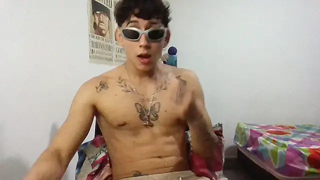 Dillom420 online show from January 21, 2025, 4:43 am