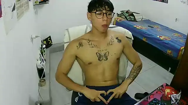 Dillom420 online show from October 9, 2025, 3:04 am