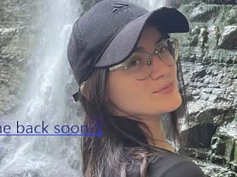 Josephine jo online show from February 11, 2026, 7:57 am