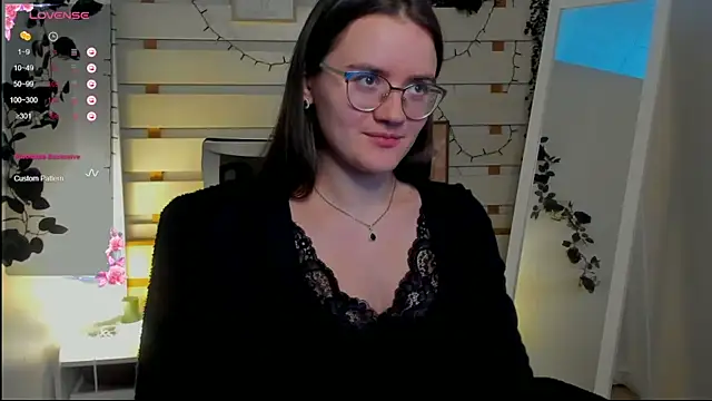 Josephine jo online show from February 27, 2026, 1:33 pm