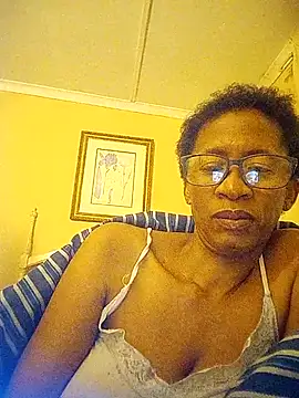 bustybillies online show from December 1, 2025, 7:08 pm