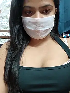Snapshot of Myloveurvi chatting on May 26, 2026, 6:15 pm Myloveurvi online show from May 26, 2026, 6:15 pm